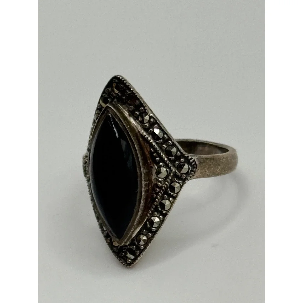 Sterling Silver Onyx Marcasite Ring Size 6.75